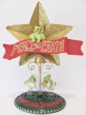 PD013922 - \"PEACE ON EARTH\" Pocket Dragon Ornament