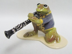 HR3258 - Clarinet Playing Toad